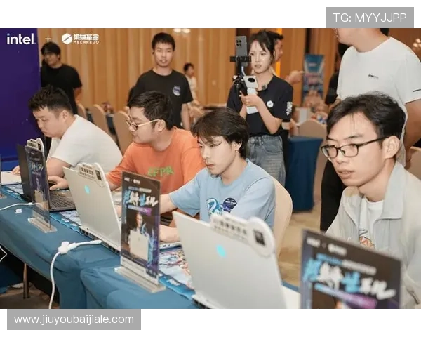 真正真人讯现场为玩家提供最真实的游戏直播体验，零距离感受游戏世界的每一个瞬间